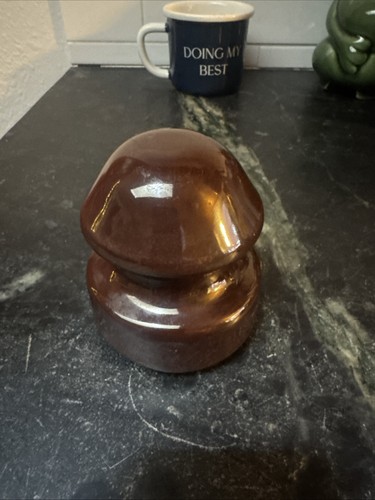 Wire line insulator ceramic - line,