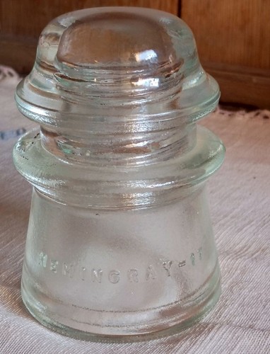 Vintage hemingray clear - , 17